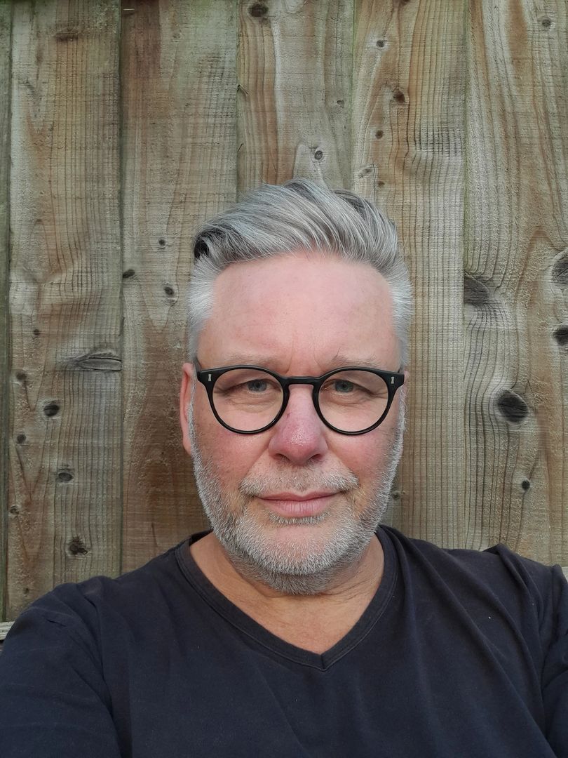 Headshot of Andy Neal.
